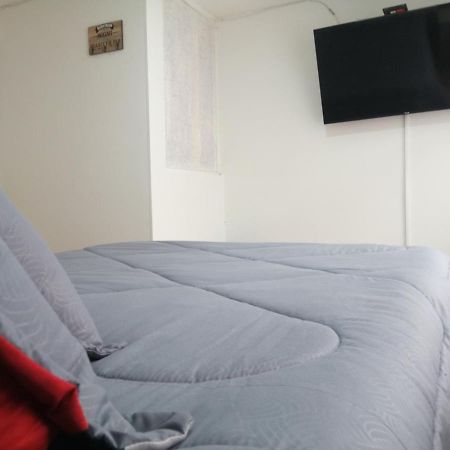 Habitacion Privada Cerca Al Aeropuerto Y Terminal Bogota Ngoại thất bức ảnh