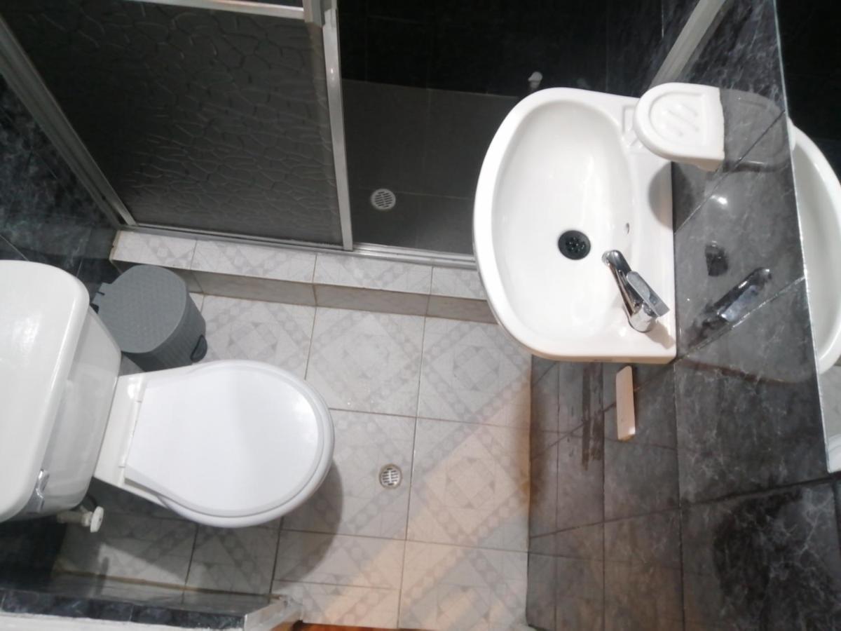 Habitacion Privada Cerca Al Aeropuerto Y Terminal Bogota Ngoại thất bức ảnh